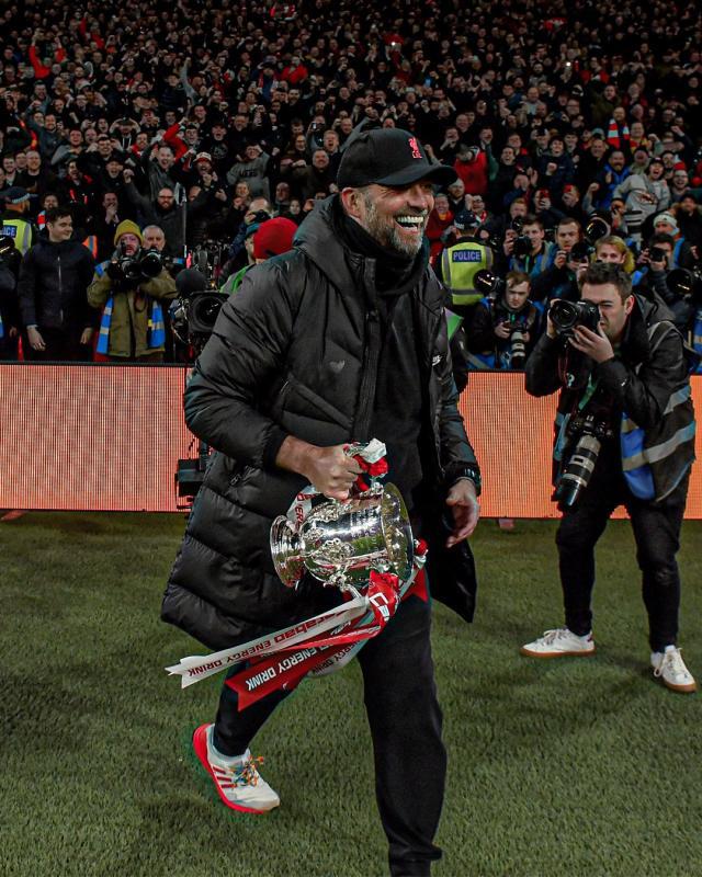 半岛体育网址-“二队”承惠克洛普师恩，十冠王红军吃定六连亚豪车