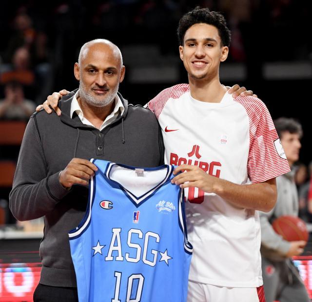 半岛体育APP-偶像杜兰特！新状元看齐文班崛起，化身新鹰王？