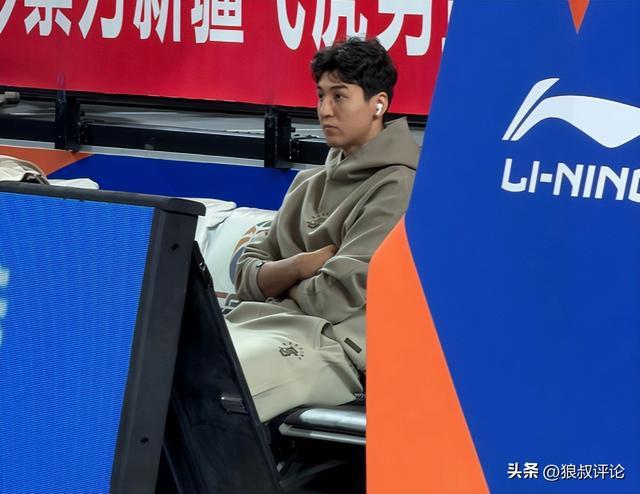 半岛体育APP-新疆队连遭打击！西尔扎提右膝前交叉韧带撕裂缺席本赛季剩余比赛